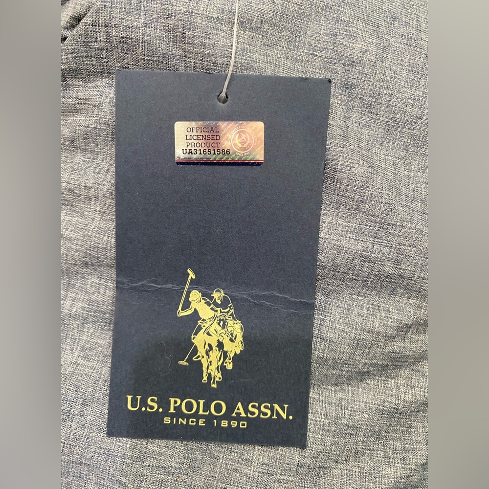 U.S.‎ Polo Assn. Men's Blue Puffer Vest - Picture 7 of 8